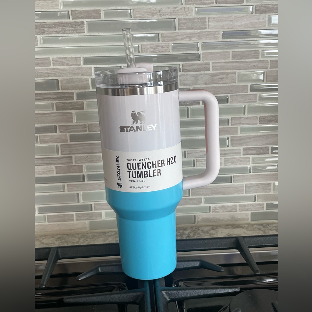 Stanley Cup H20 Quencher 40 Oz Brand New